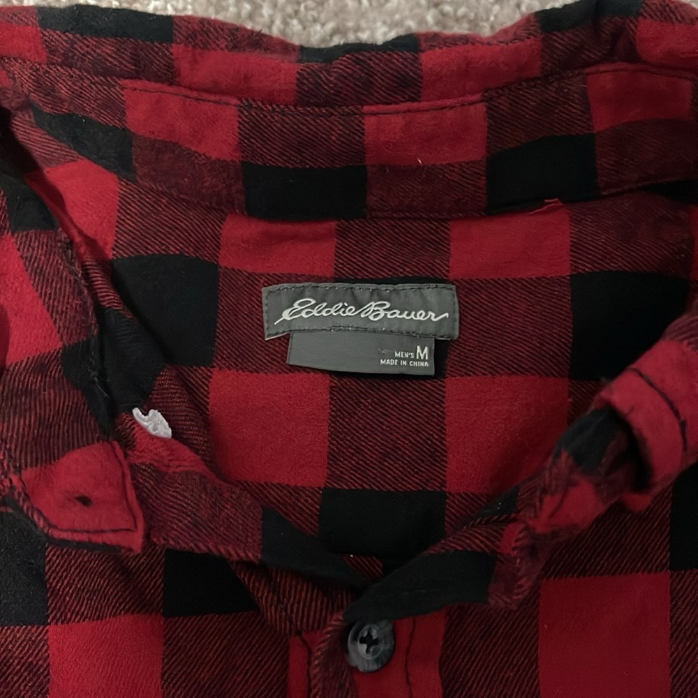 NWOT men’s flannel - Picture 2 of 5
